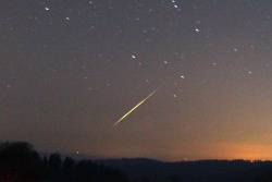 meteor feuerkugel 20200401 b vs