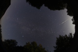 meteor-feuerkugel-2013-fk015-vs