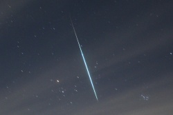 meteor2011geminiden002vs