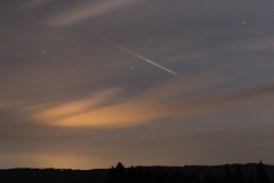 meteor-feuerkugel-2014-fk017-vs