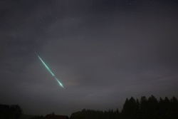 meteor-feuerkugel-2014-fk028-vs