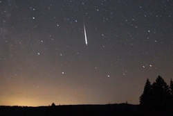meteor-feuerkugel-2015-fk028-vs