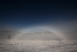 nebelbogen-mondnacht-20131116-vs