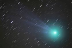 komet-lovejoy-2014-Q2-005-vs