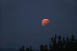 mondfinsternis-2017-a-vs